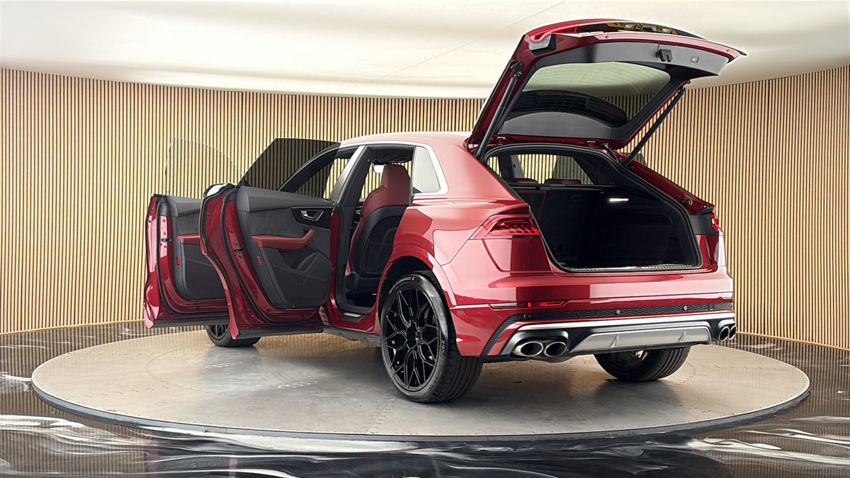 Audi SQ8 Image 23