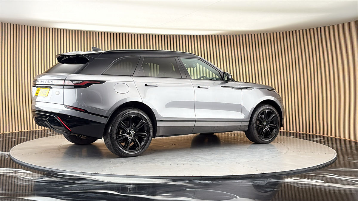 More views of Land Rover Range Rover Velar