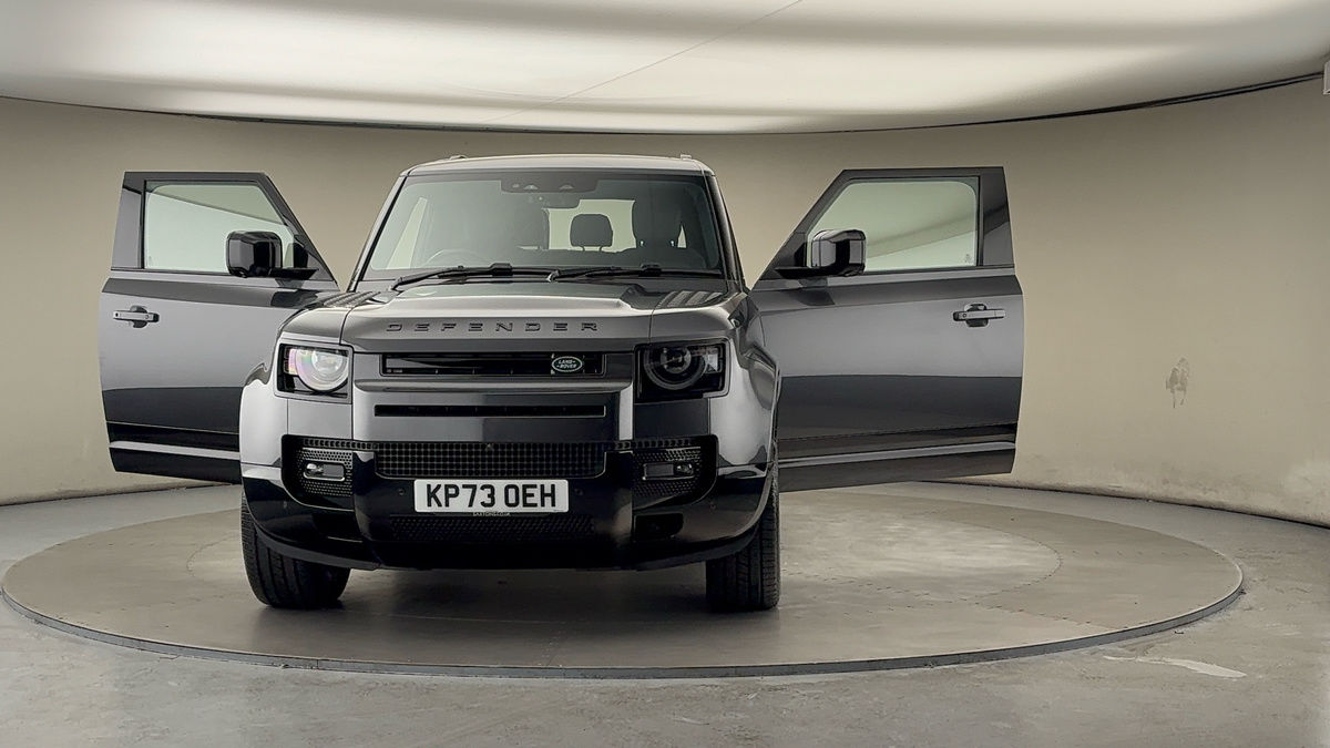 More views of Land Rover Defender 90