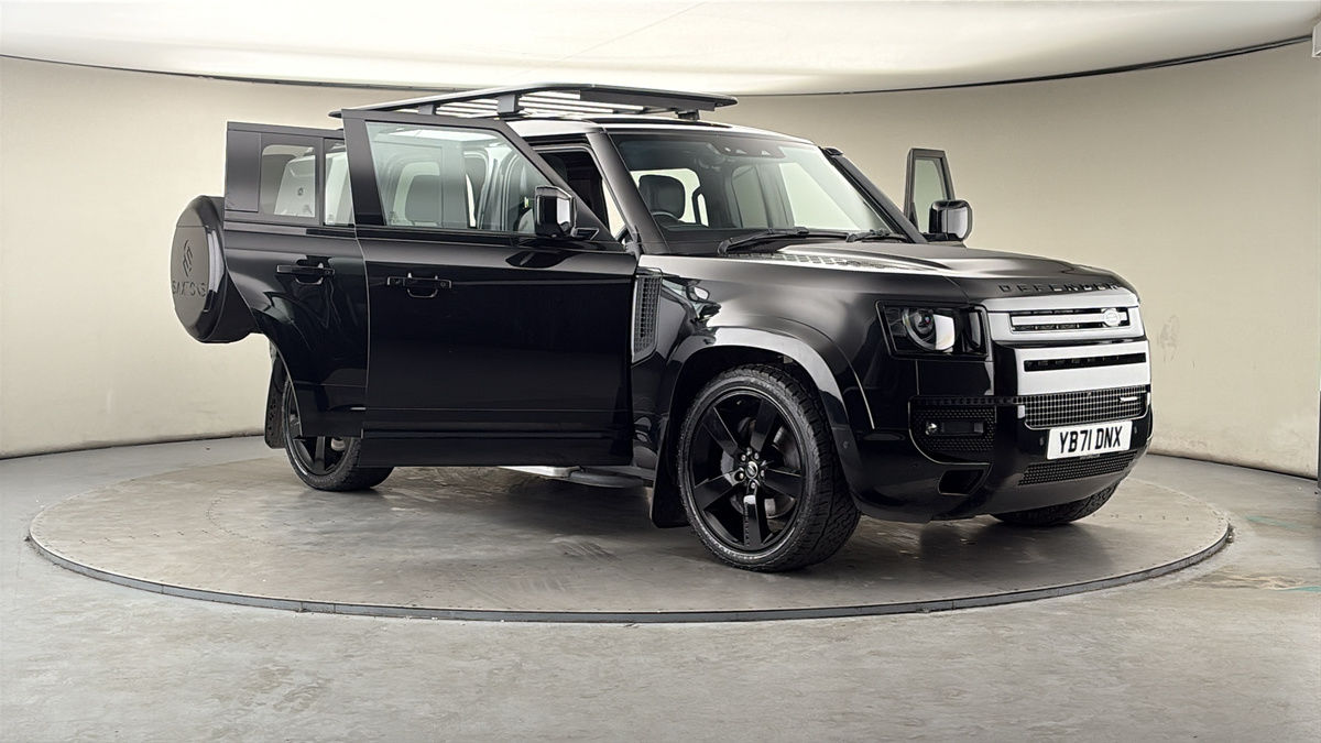 More views of Land Rover Defender 110