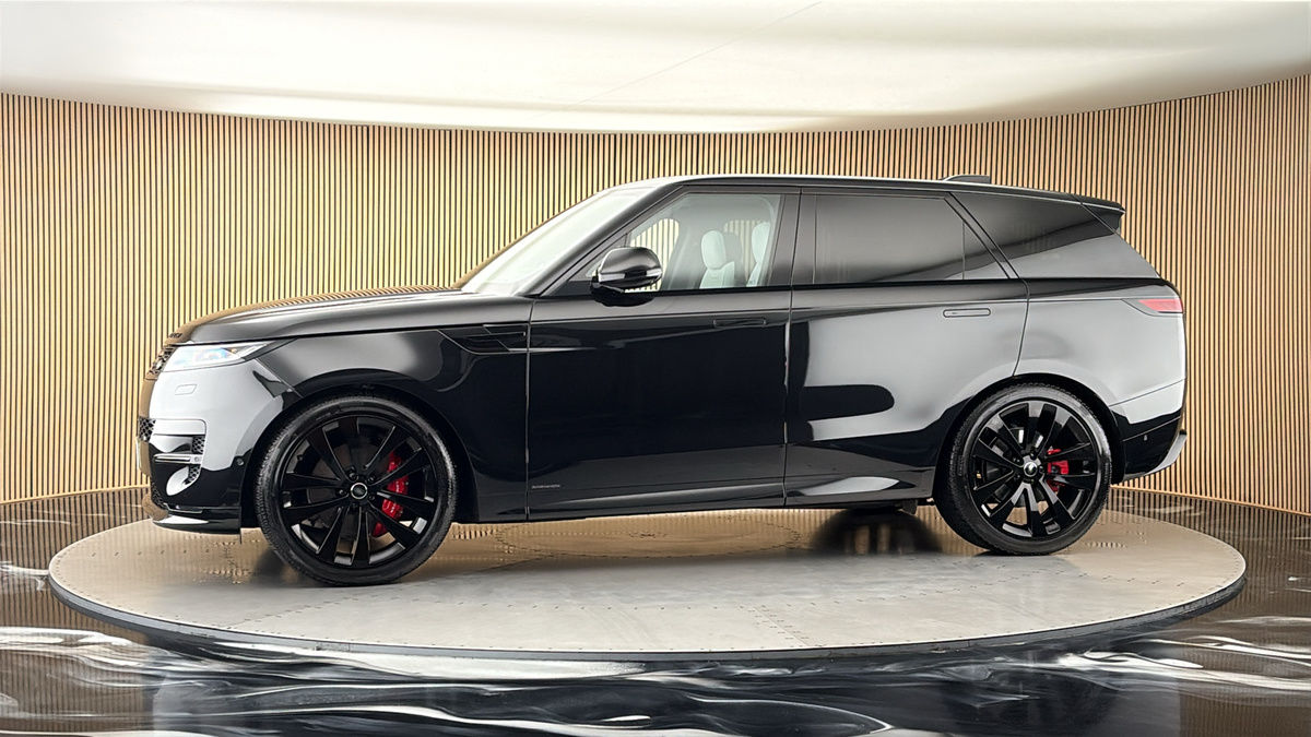 More views of Land Rover Range Rover Sport