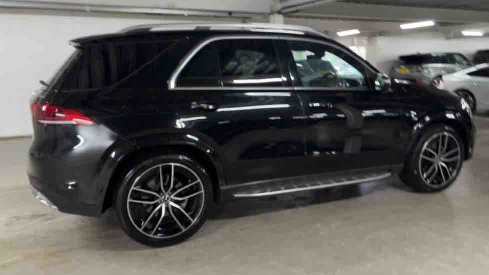 More views of Mercedes-Benz GLE