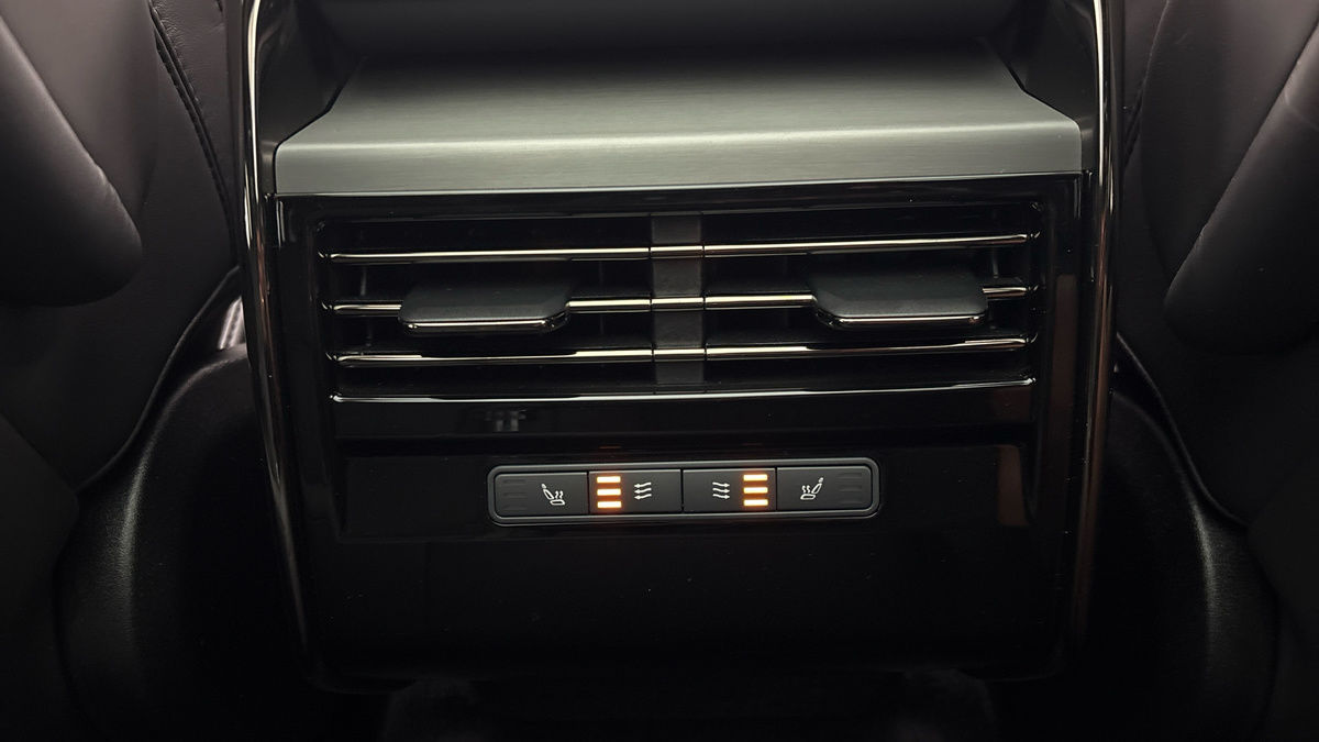 Land Rover Range Rover Sport Image 26