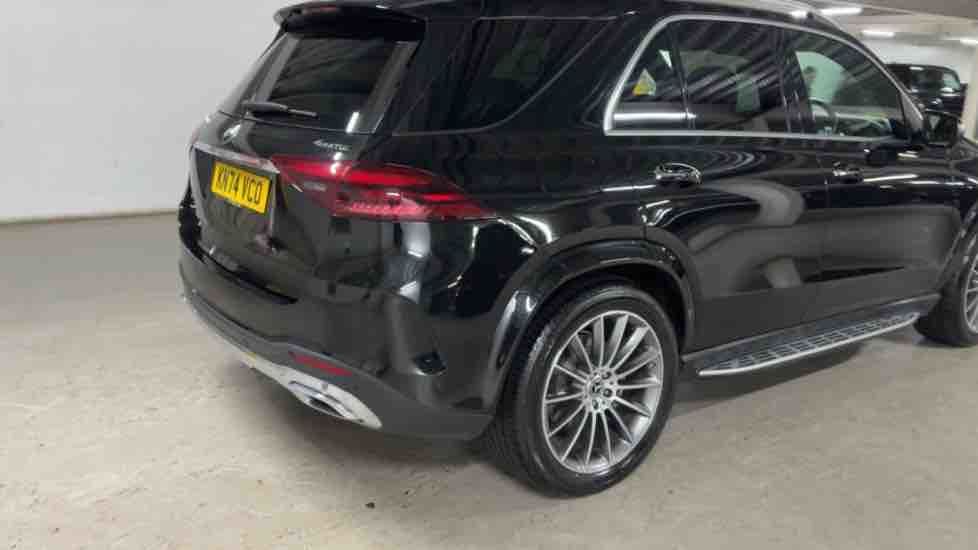 More views of Mercedes-Benz GLE