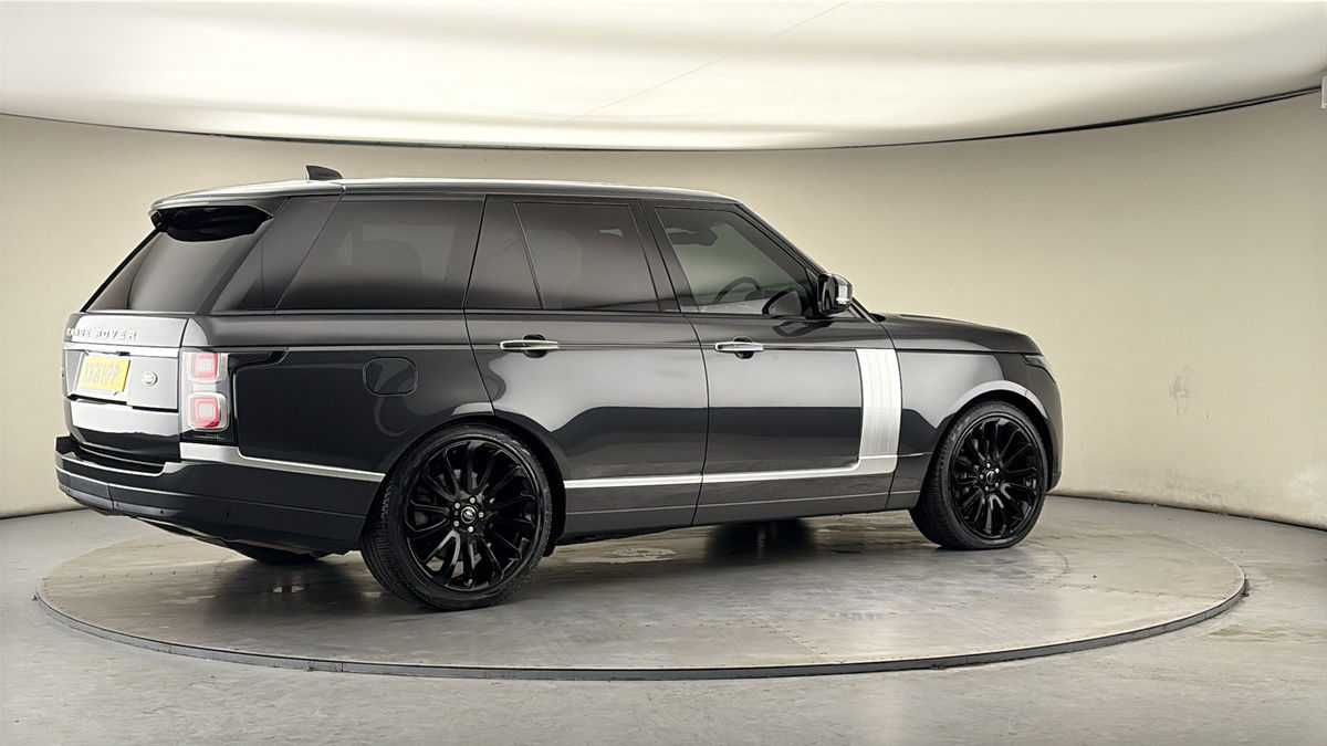 More views of Land Rover Range Rover