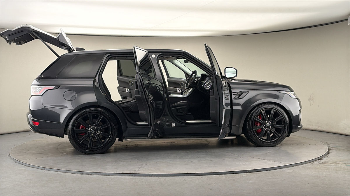 More views of Land Rover Range Rover Sport