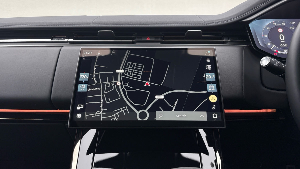 Land Rover Range Rover Sport Image 17