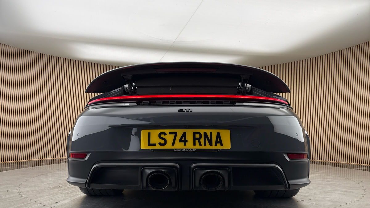Porsche 911 Image 48