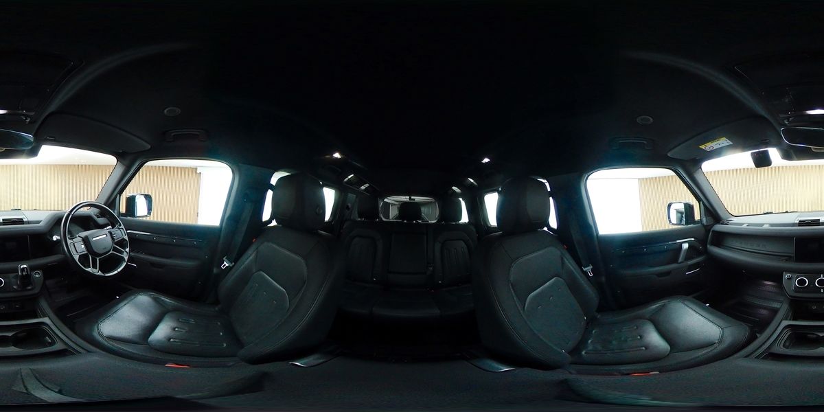 More views of Land Rover Defender 110