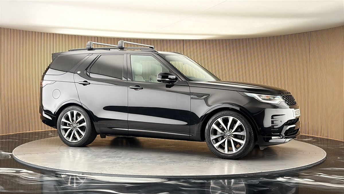 More views of Land Rover Discovery
