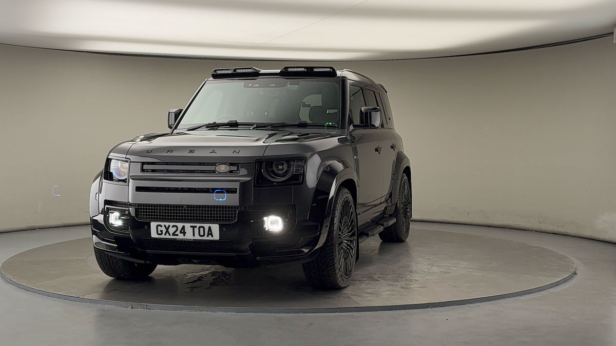 More views of Land Rover Defender 110