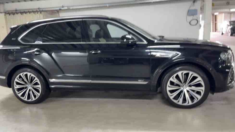 More views of Bentley Bentayga