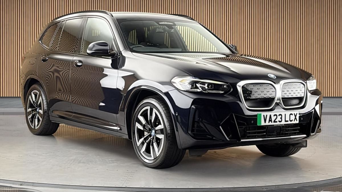BMW iX3 Sticky Header Image