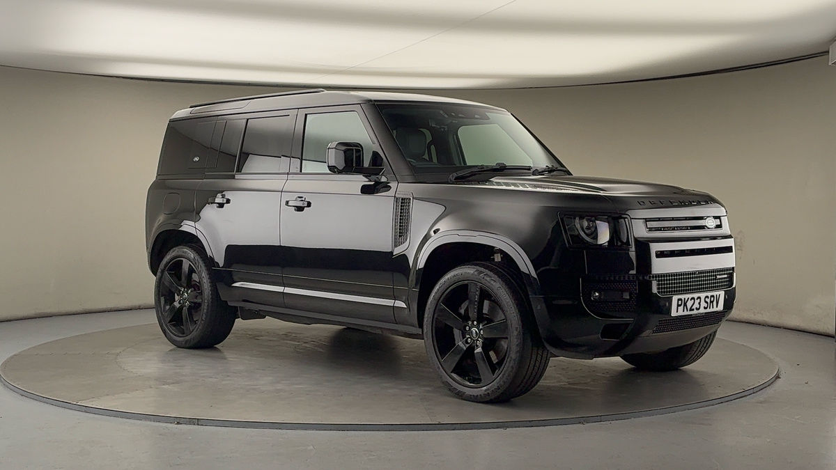 More views of Land Rover Defender 110