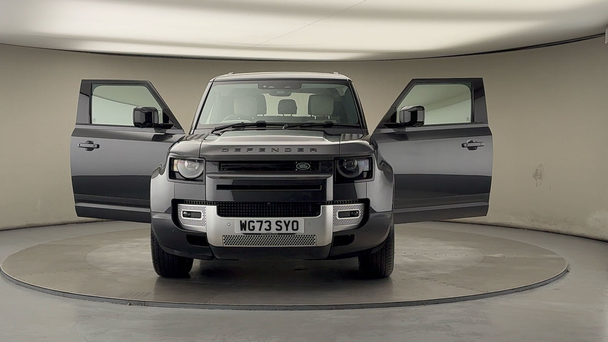 More views of Land Rover Defender 90