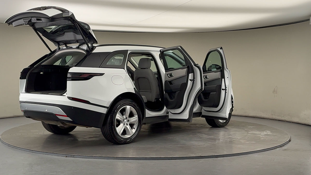 More views of Land Rover Range Rover Velar