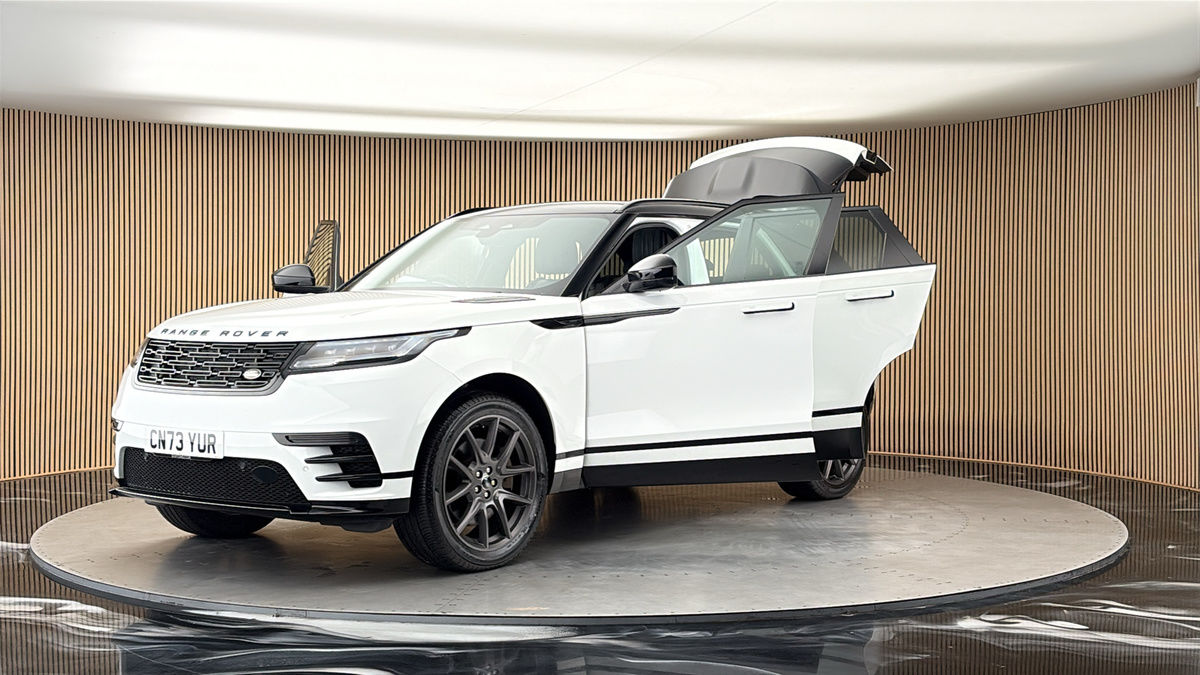 More views of Land Rover Range Rover Velar