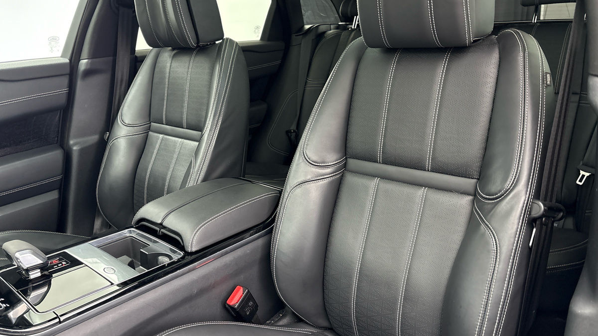 Land Rover Range Rover Velar Image 7
