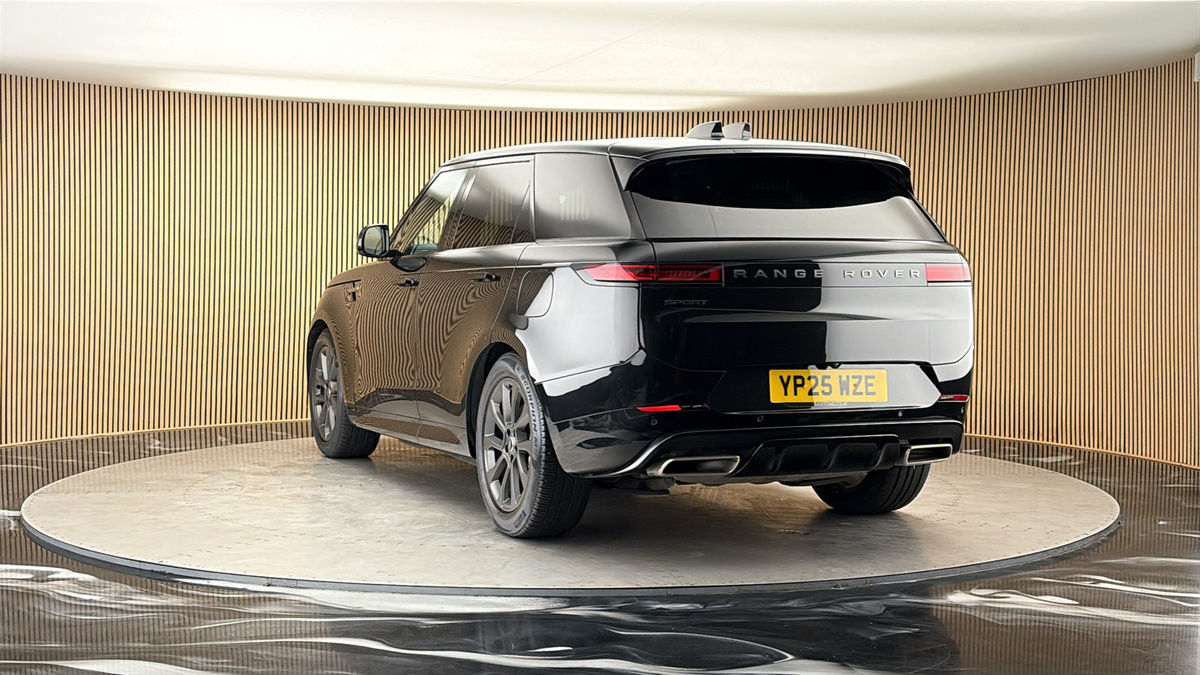 More views of Land Rover Range Rover Sport