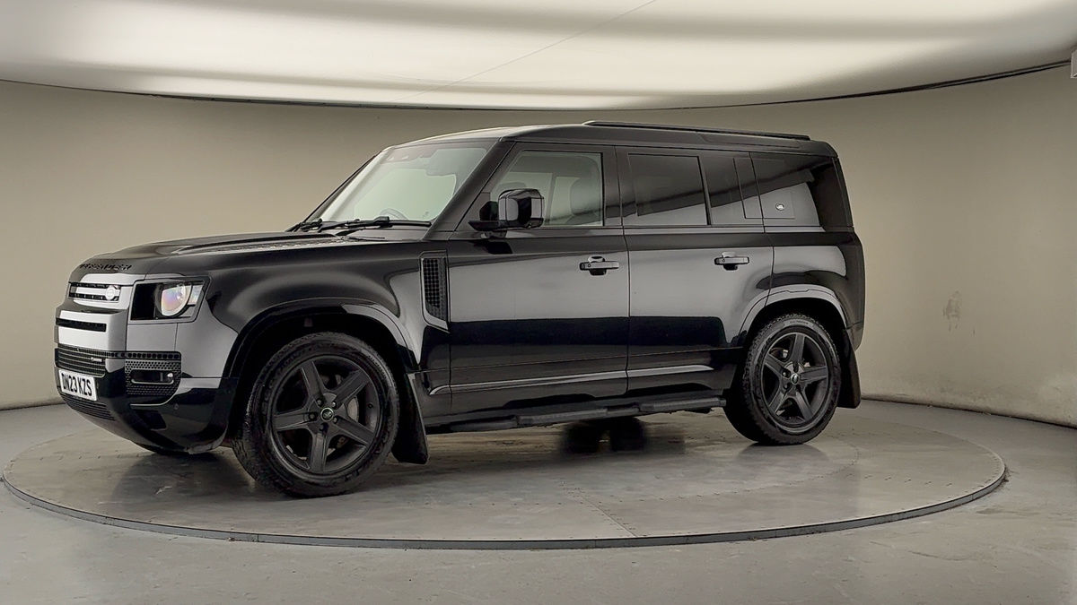 More views of Land Rover Defender 110