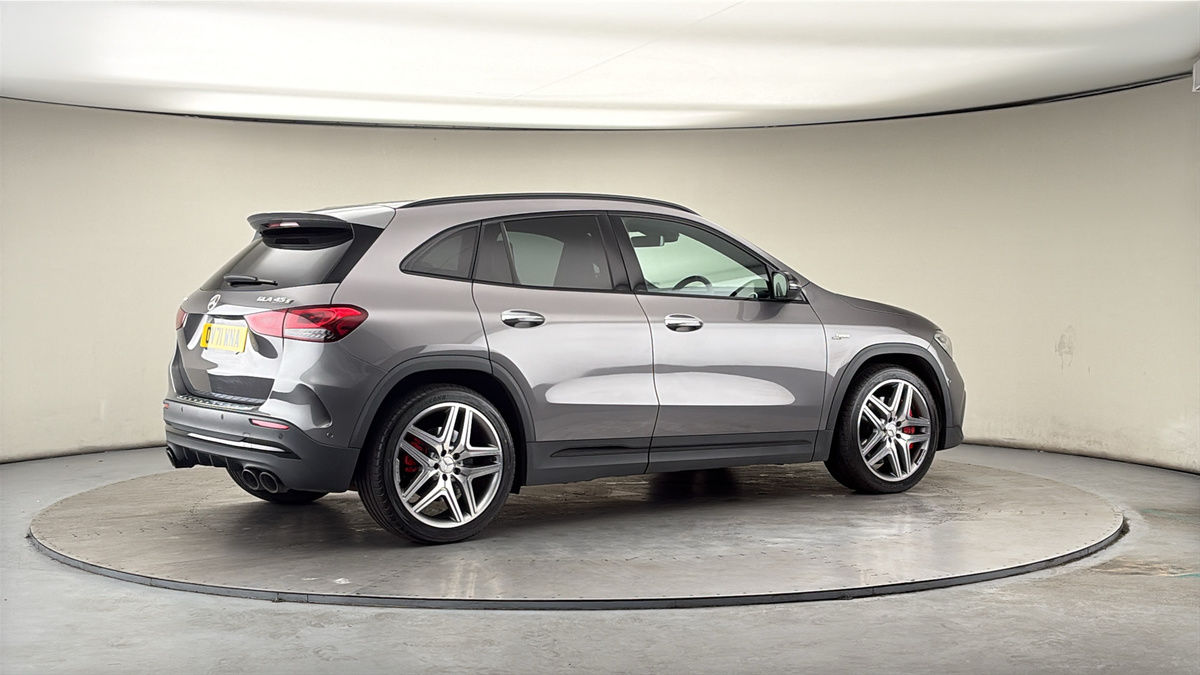 More views of Mercedes-Benz GLA