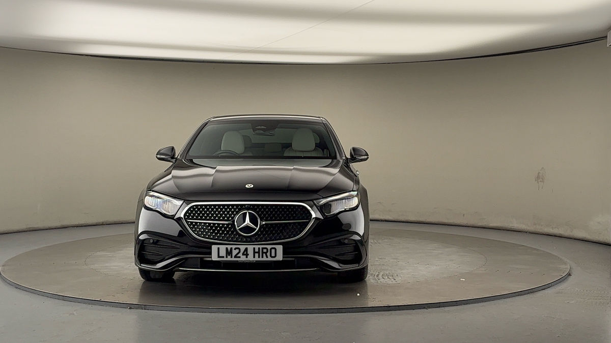 Mercedes-Benz E Class Image 3