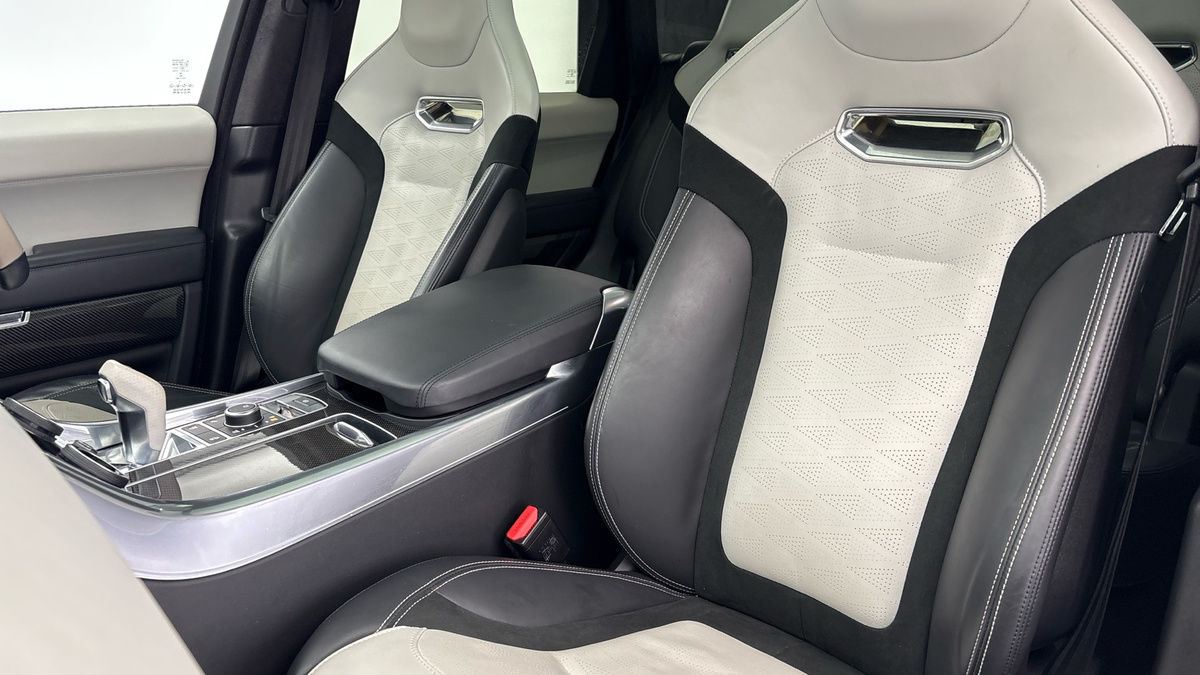 Land Rover Range Rover Sport Image 7