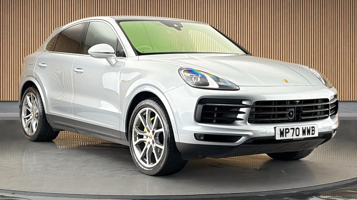 Porsche Cayenne Sticky Header Image
