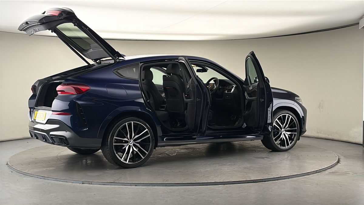More views of BMW X6