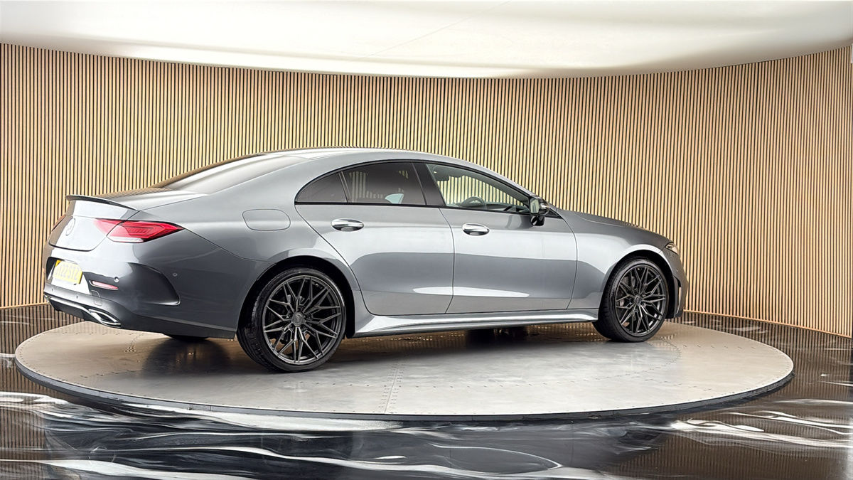 More views of Mercedes-Benz CLS