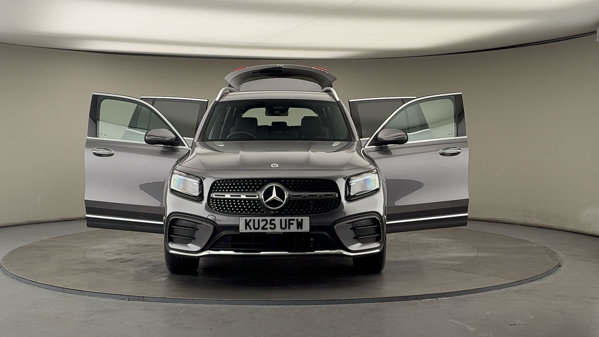 More views of Mercedes-Benz GLB