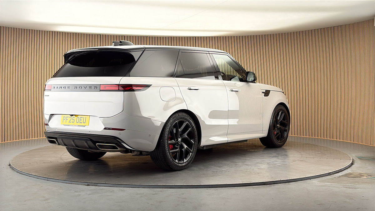 More views of Land Rover Range Rover Sport