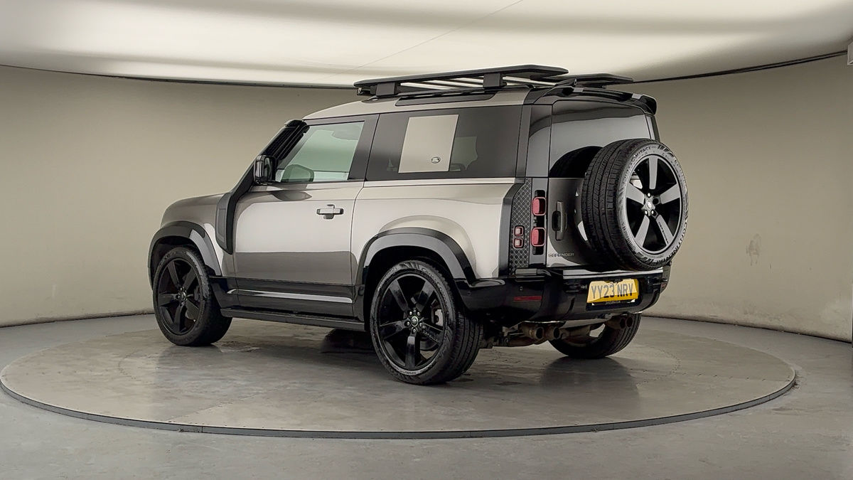 More views of Land Rover Defender 90