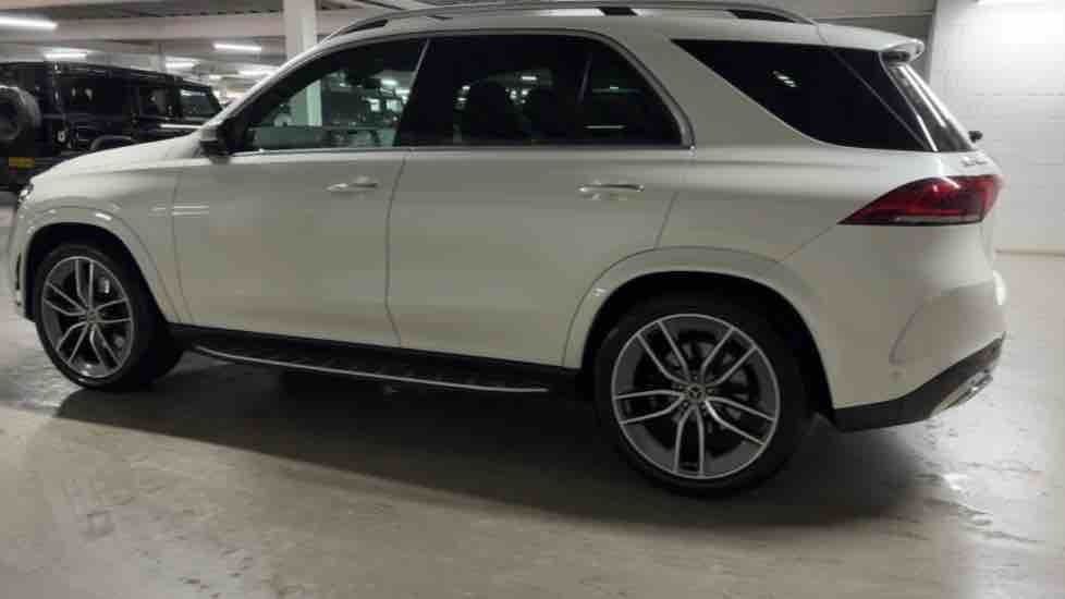 More views of Mercedes-Benz GLE