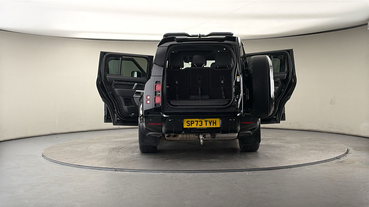 More views of Land Rover Defender 130