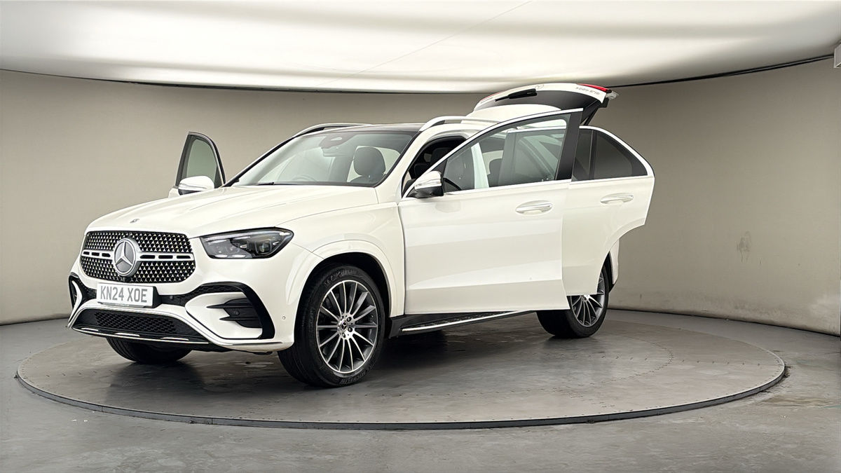 More views of Mercedes-Benz GLE