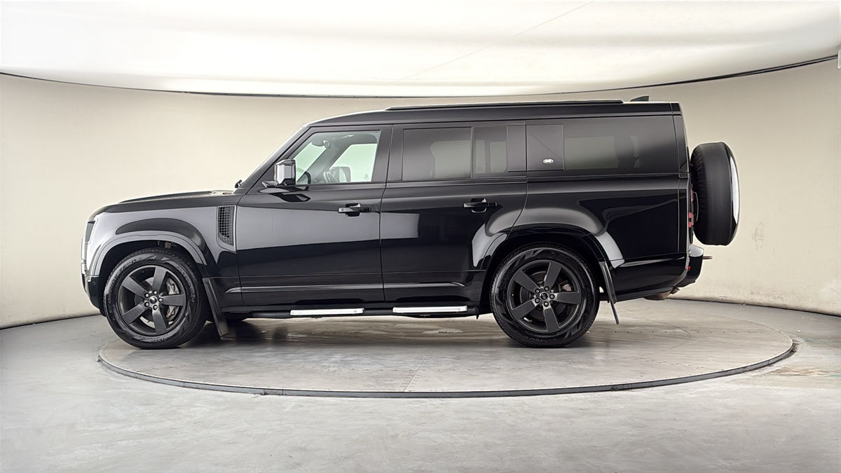 More views of Land Rover Defender 130