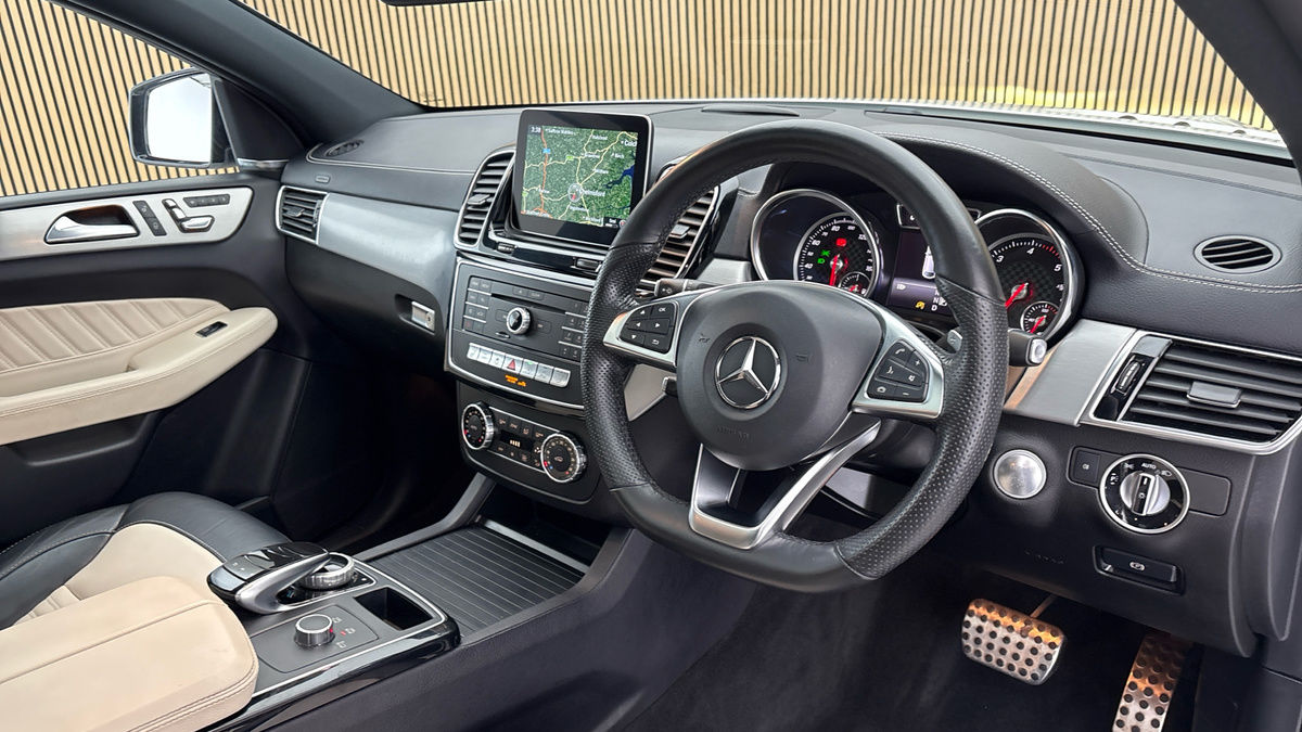 Mercedes-Benz GLE Image 5