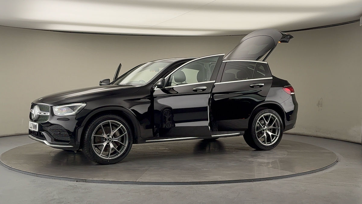 More views of Mercedes-Benz GLC