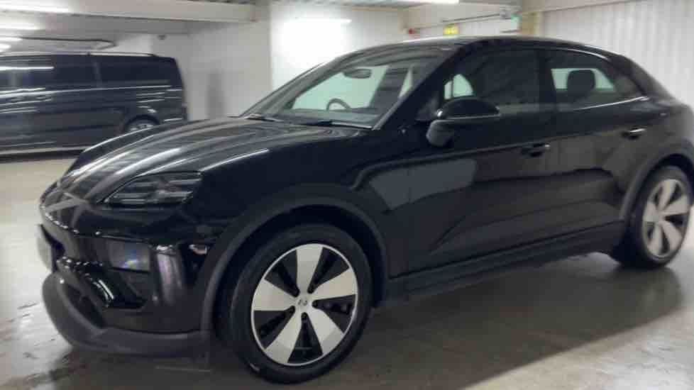 More views of Porsche Macan