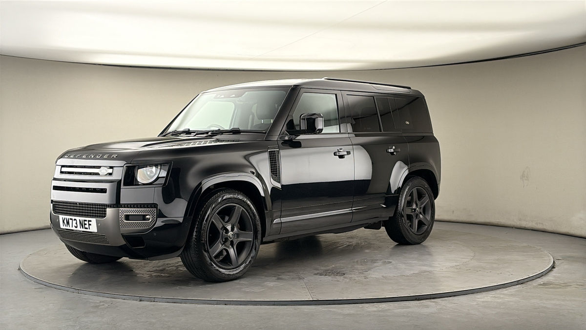 Land Rover Defender 110 Image 20