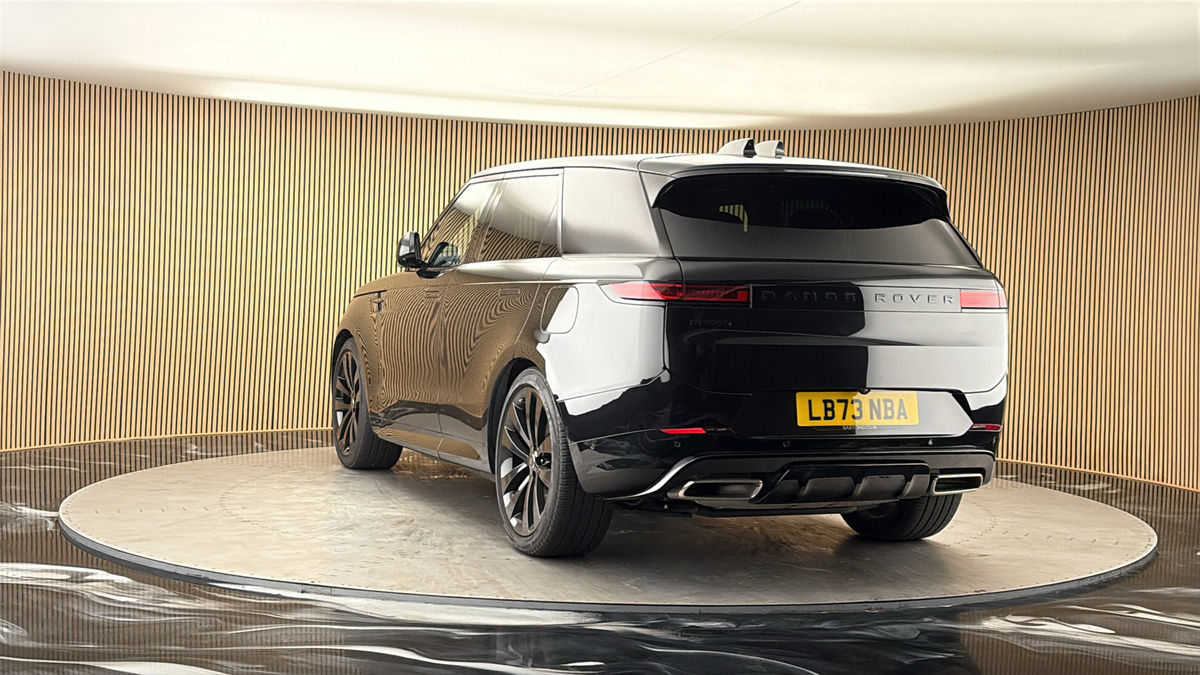 More views of Land Rover Range Rover Sport