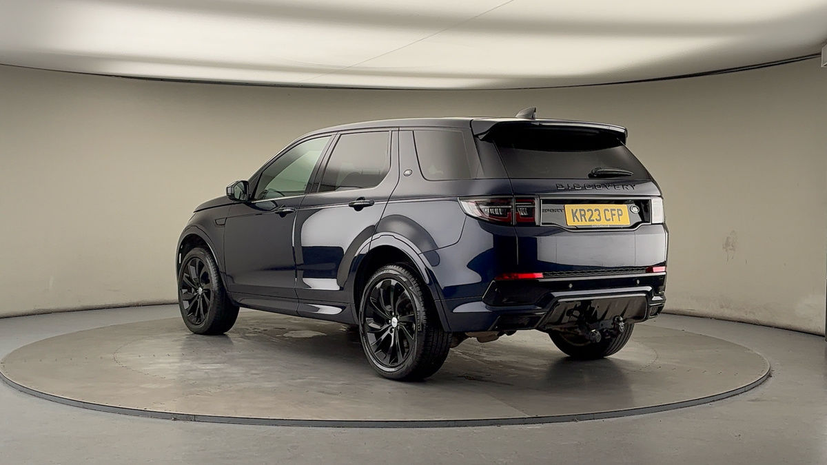 Land Rover Discovery Sport Image 2