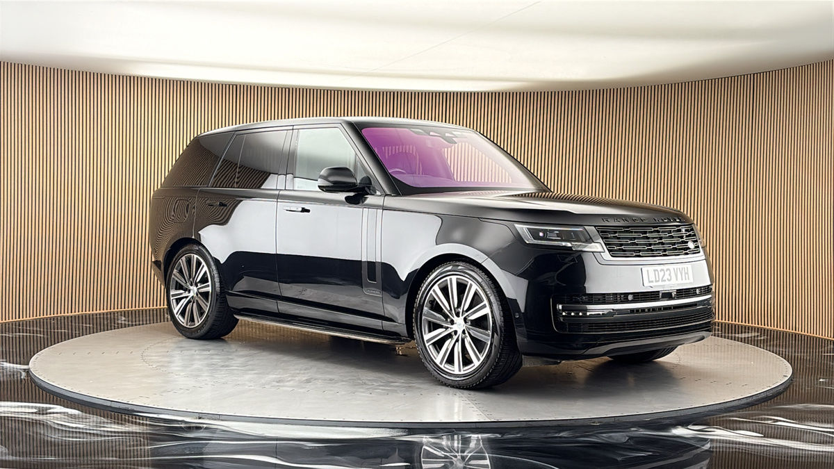 More views of Land Rover Range Rover