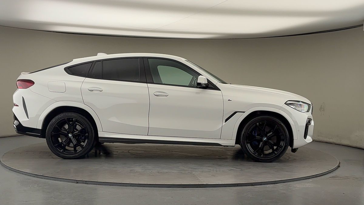 BMW X6 Image 31