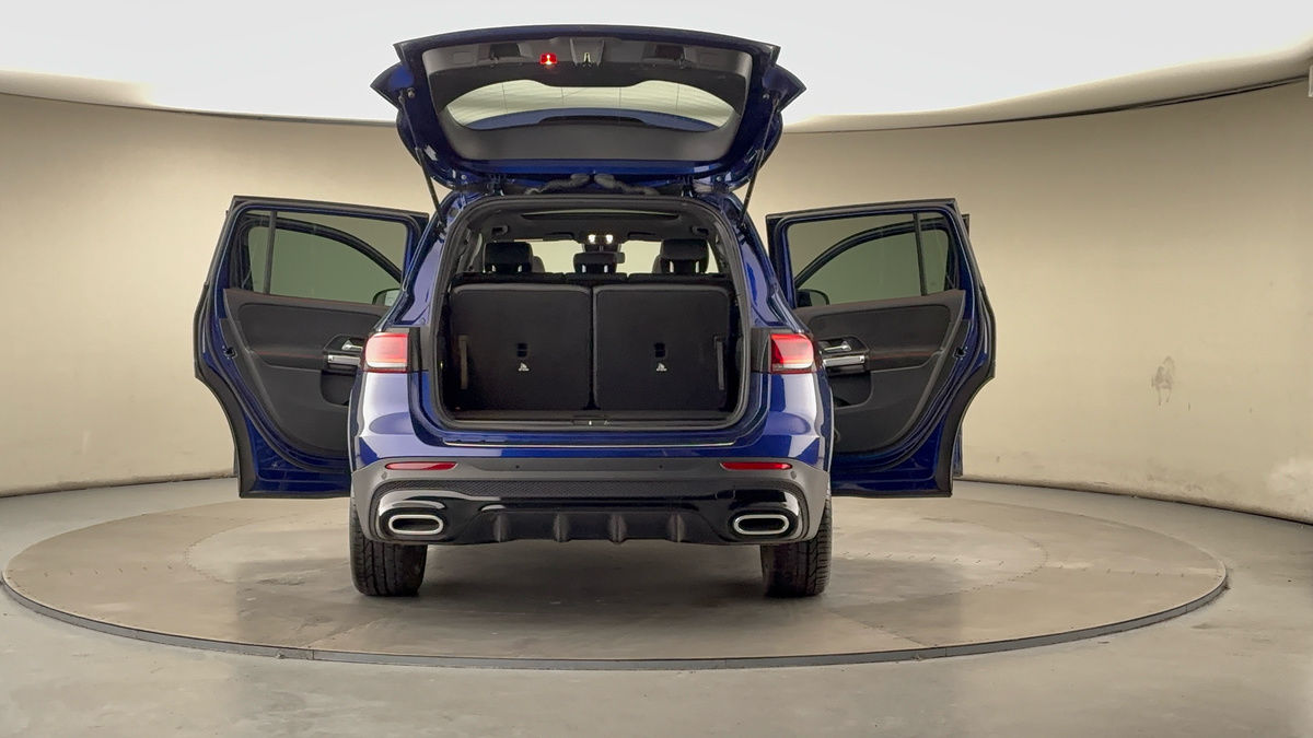 More views of Mercedes-Benz GLB