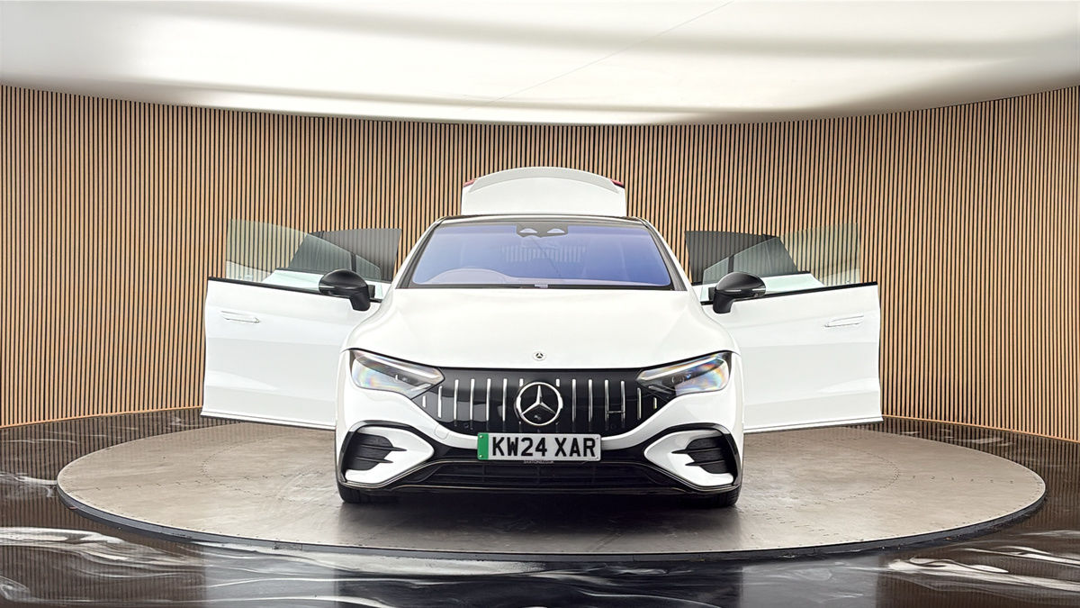 More views of Mercedes-Benz EQE