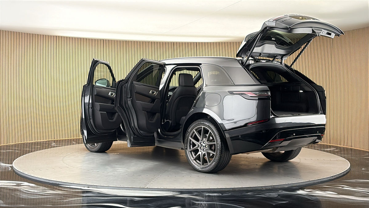 More views of Land Rover Range Rover Velar