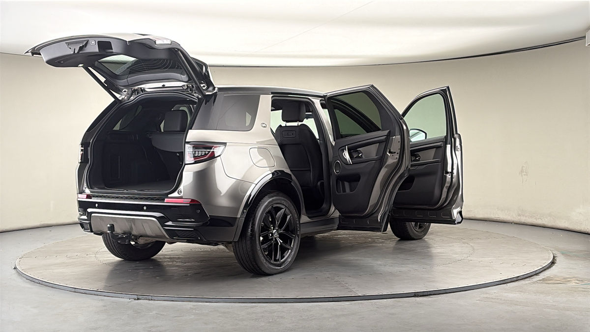 More views of Land Rover Discovery Sport