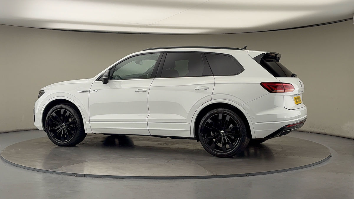More views of Volkswagen Touareg